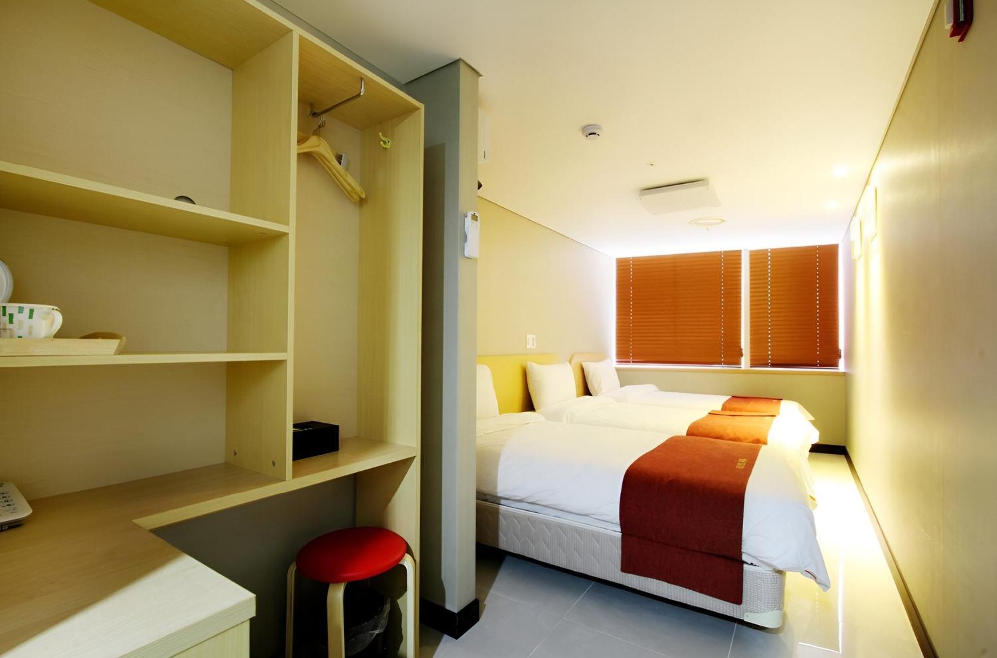 Hotel Myeongdong Seoul Ngoại thất bức ảnh